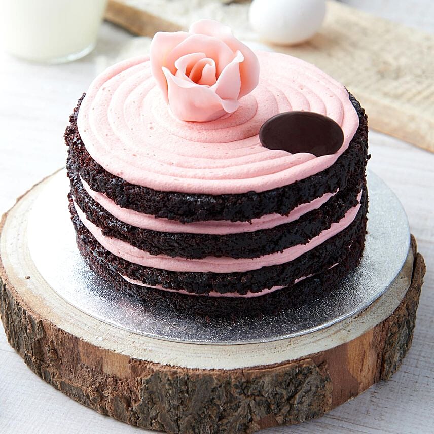 Dark Chocolate Rose Cake: Valentines Day Gifts to Bahrain