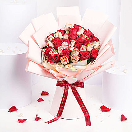 36 Roses Splendid Bouquet: Send Flowers to Bahrain