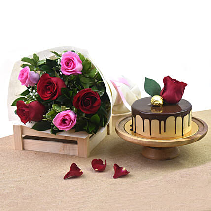 Chocolate Delight Cake and Roses Bouquet: Gifts to Manama