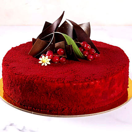 Red Velvety Cake: Valentines Day Gifts to Bahrain