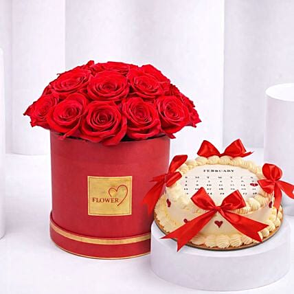Sweet Romance 15 Red Roses and 500g Valentine Day Cake: Valentines Day Gifts to Bahrain