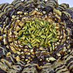 كيكة بالتمر و الفستق نصف كيلو