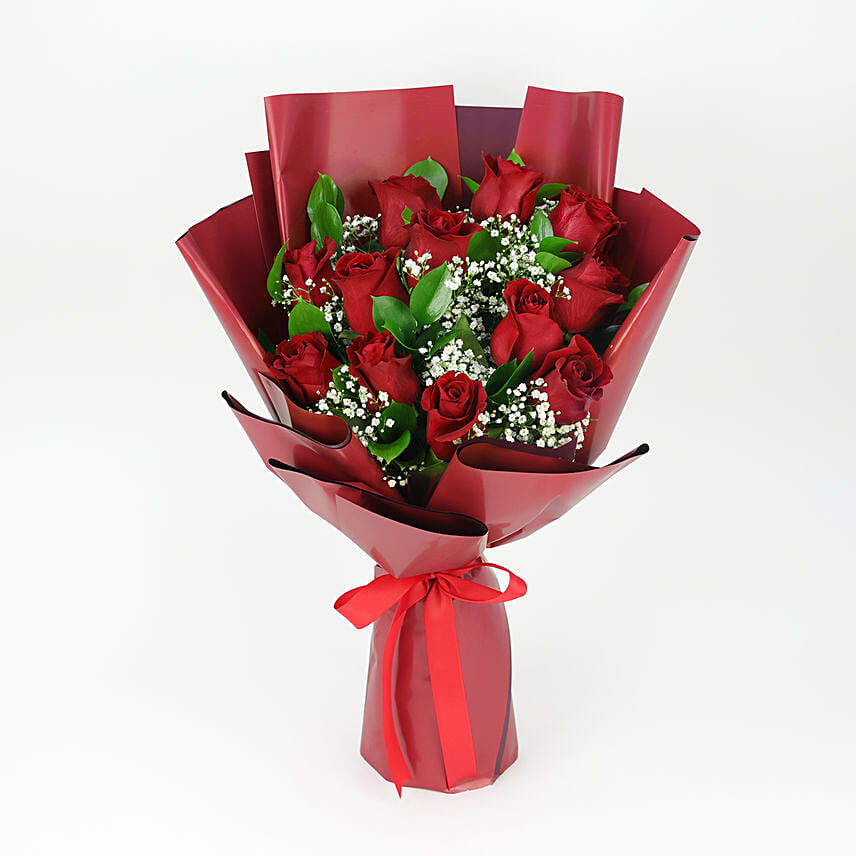 Bunch Of Beautiful 12 Red Roses: Send Flowers to Egypt