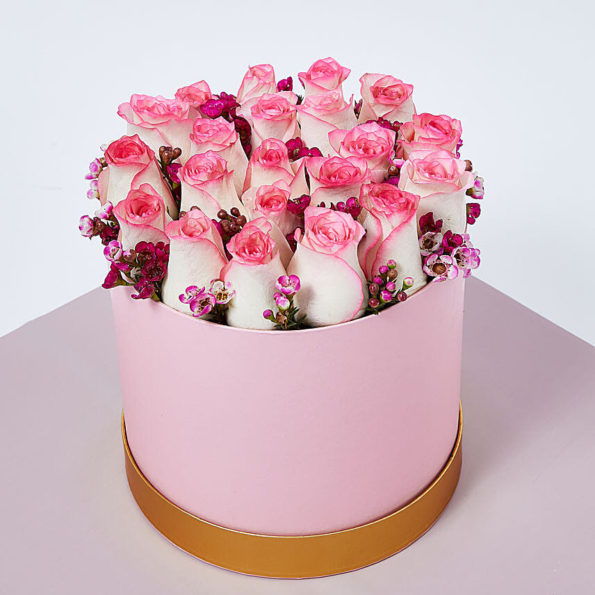 Dual Shade Roses In A Box: Send Gifts to Egypt