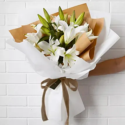 Beautiful Lilies Bouquet: Send Gifts to Egypt