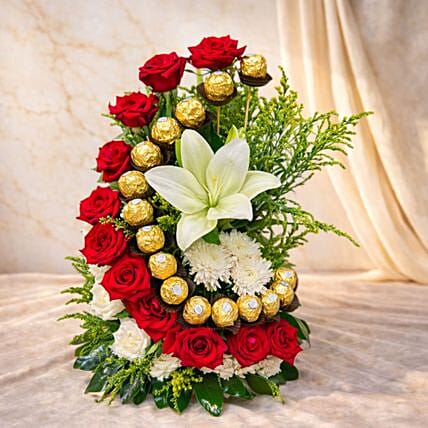 Red Roses Lily and Ferrero Rocher Luxury Floral Arrangement: Send Flowers to Egypt