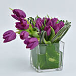 زهور التوليب المتشابكة