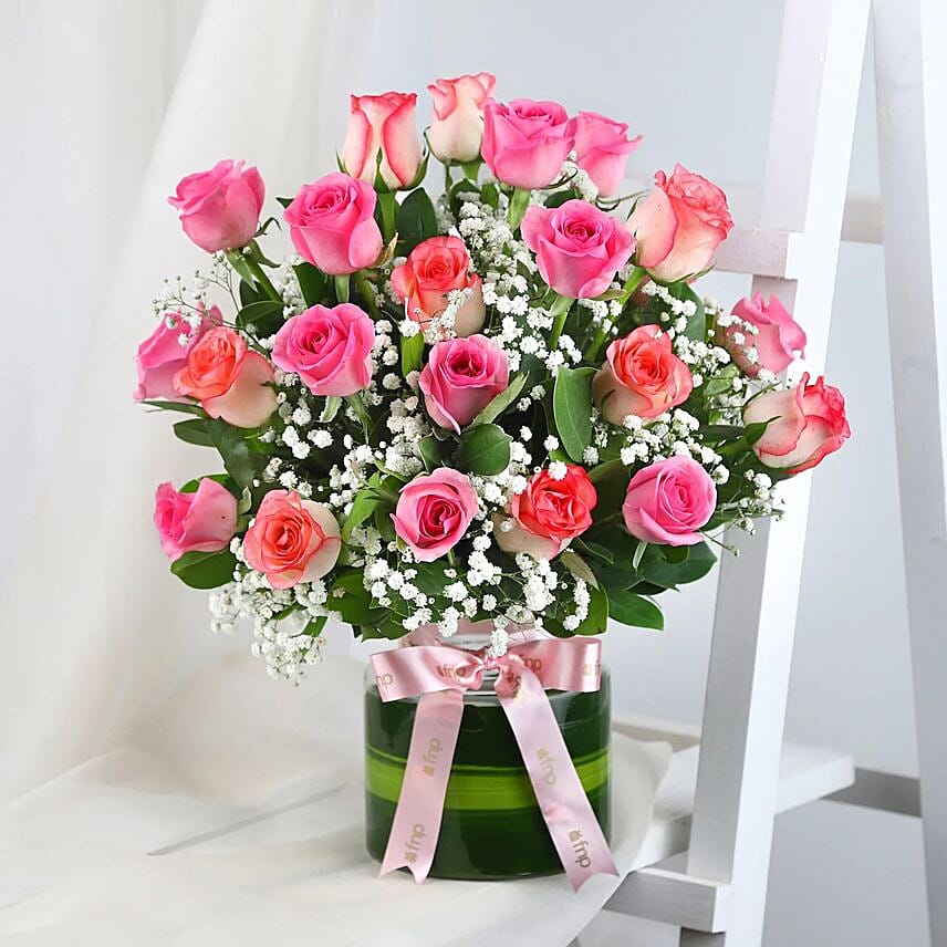 Beautiful Pink Roses Glass Vase Arrangement: Send Thank You Gifts to India