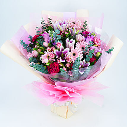 Flowers Beauty Bouquet: Send Gifts to Amman