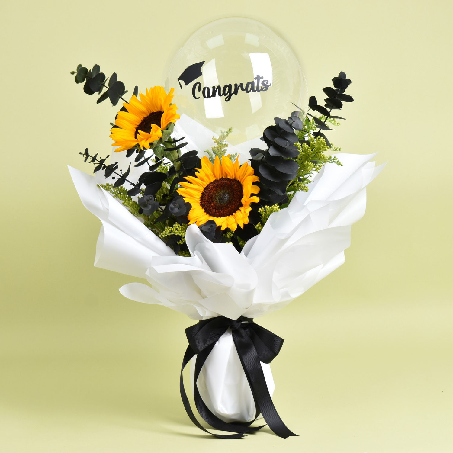 Online Graduation Sunflower Bouquet Gift Delivery in Jordan - Fnp.ae