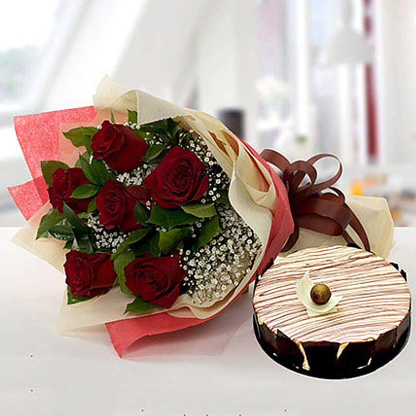 Enchanting Rose Bouquet With Marble Cake KT: Send Cakes to Kuwait