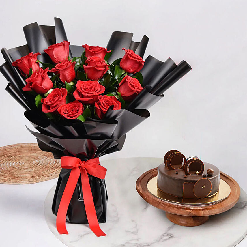 Elegant Rose Bouquet With Chocolate Fudge Cake: Send Gifts to Kuwait
