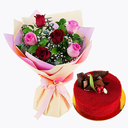 Pink And Red Roses With Red Velvet Cake: 