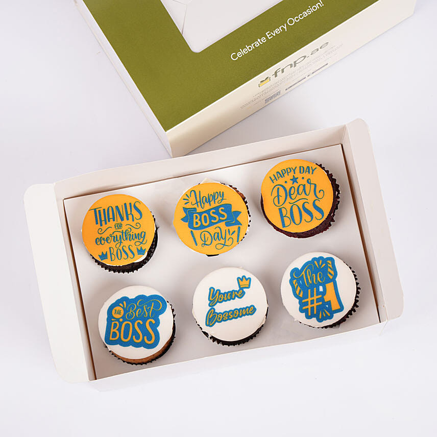 كب كيك يوم المدير: عروض على الهدايا