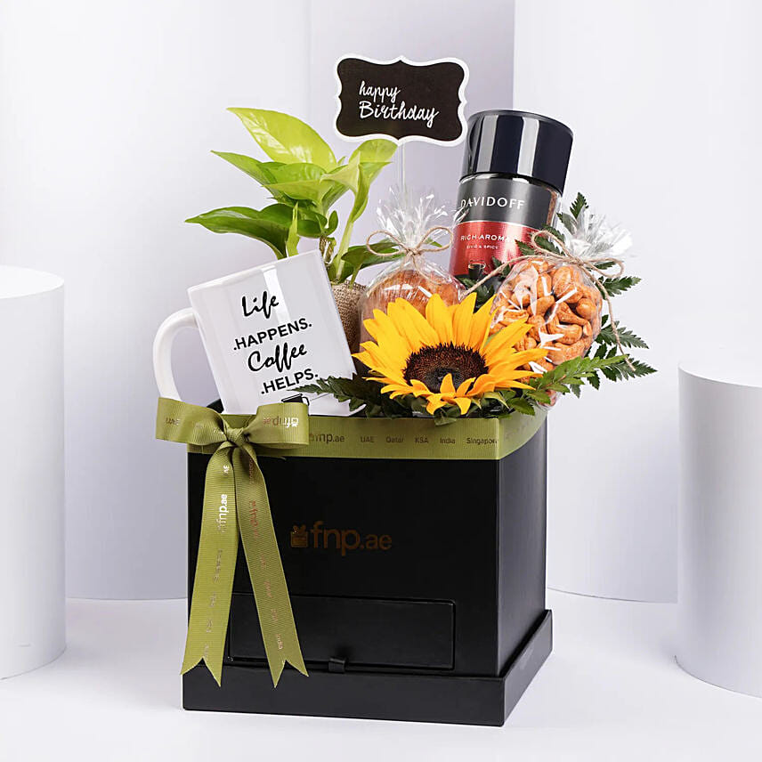 Bright Morning Birthday Hamper: 