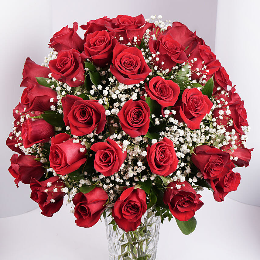 Order Bunch of 50 Scarlet Roses Online | Same-Day Delivery UAE - Fnp.ae