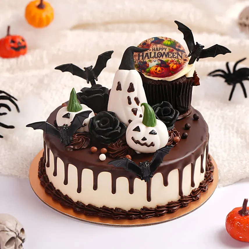 Dark Rose And Bats Drip Cake: Halloween Gifts