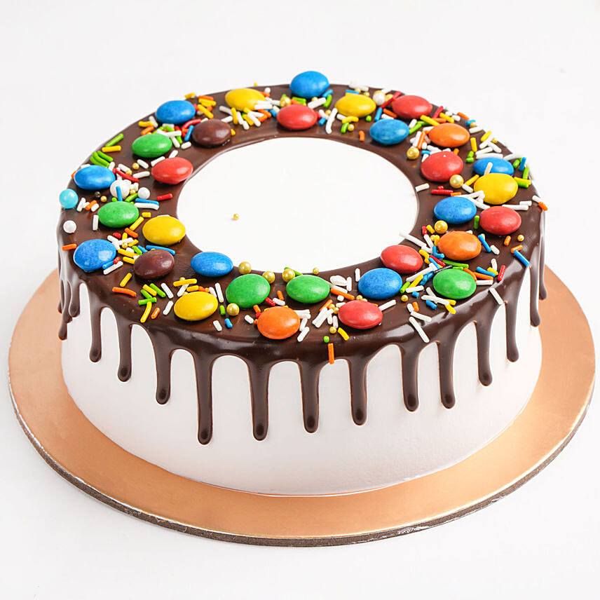 Delicious M&M Cake: Anniversary Cakes for Parents