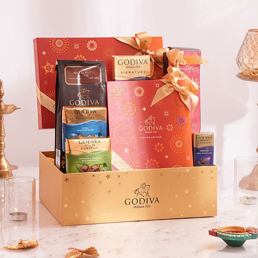 Order Diwali Sparkle Hamper Medium Online | Same-Day Delivery UAE - Fnp.ae