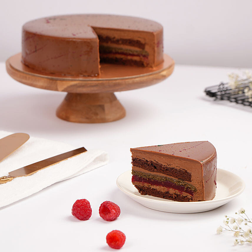 Dubai Chocolate Raspberry Cake: Eid Gifts for Him