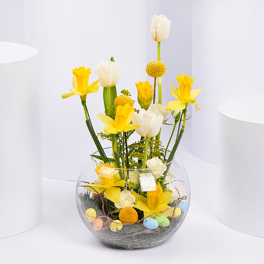 Easter Daffodils And Tulips: Easter Flowers 