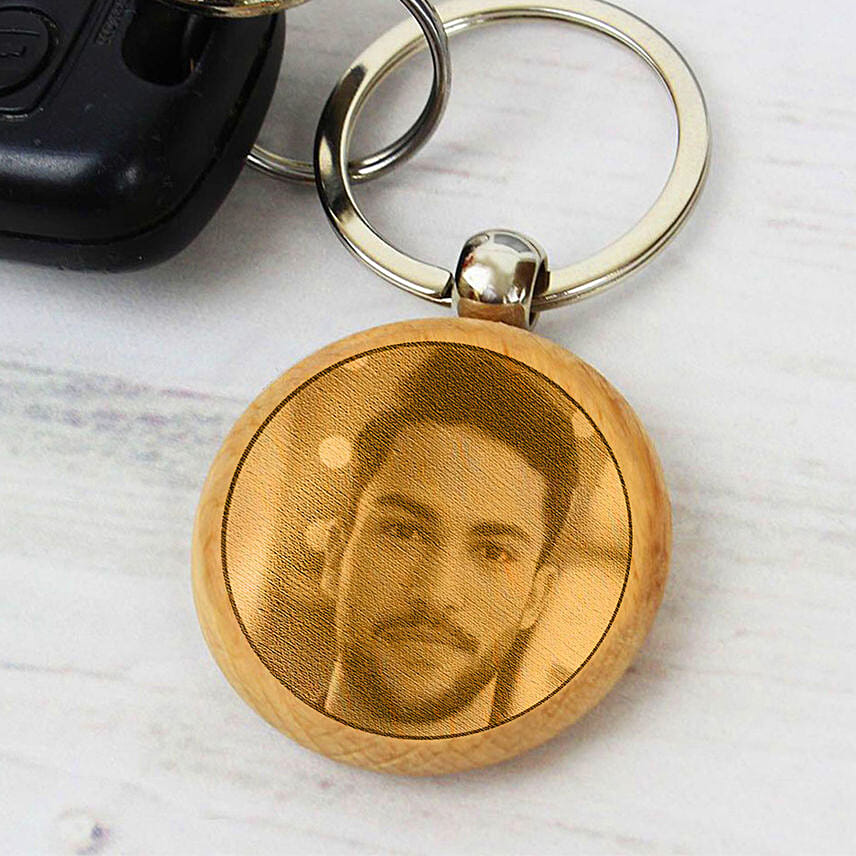 Engarved Photo Round Key Chain: Birthday Gifts for Him