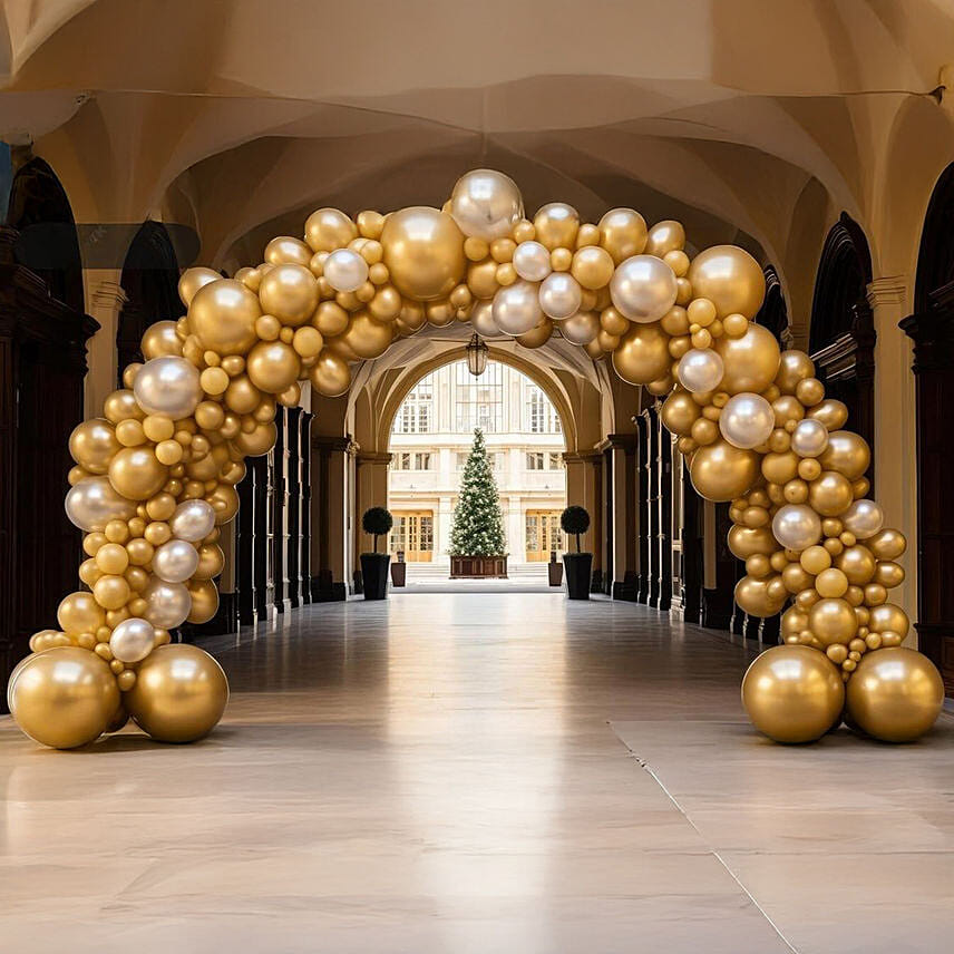 Extravagant Balloons Arch: Christmas Home Decor