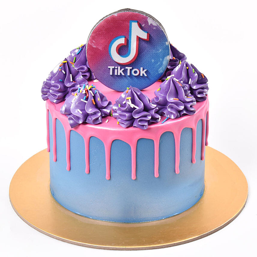 كيك تيك توك نكهة الشوكولاتة 1 كيلو: كيك تهنئة أونلاين 