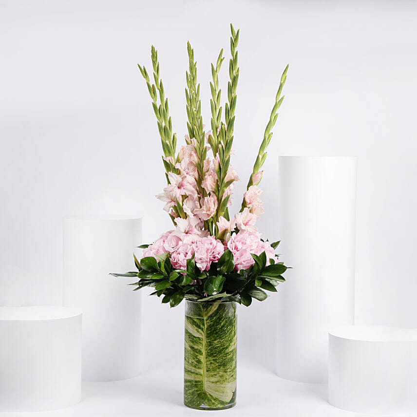Gladiolus And Hydrangea Arrangement: Gladiolus Flowers