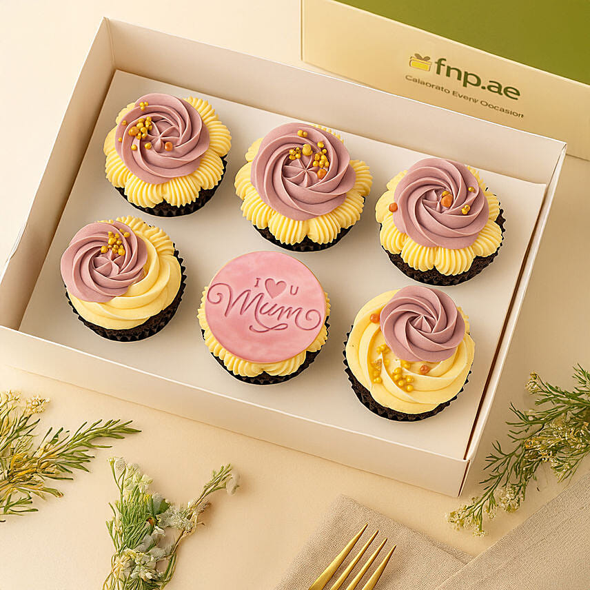 Mom Mini Treats: Mothers Day Cakes