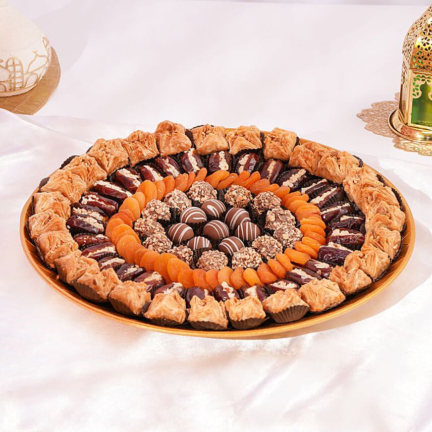 Royal Ramadan Dates and Sweets Platter: Sweets in Dubai