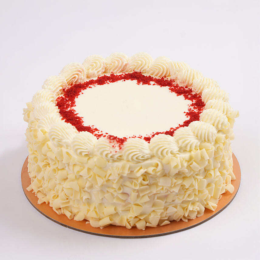 White Chocolate Red Velvet Cake: 