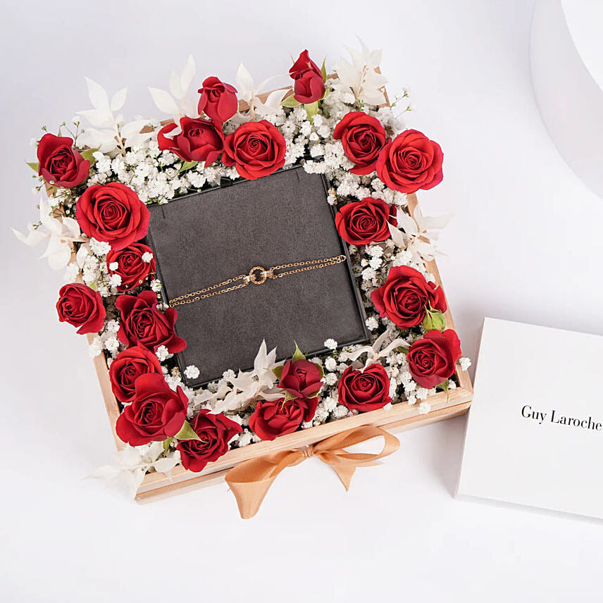 سوار جاي لاروش مطلي بالذهب للنساء: Guy Laroche Gifts