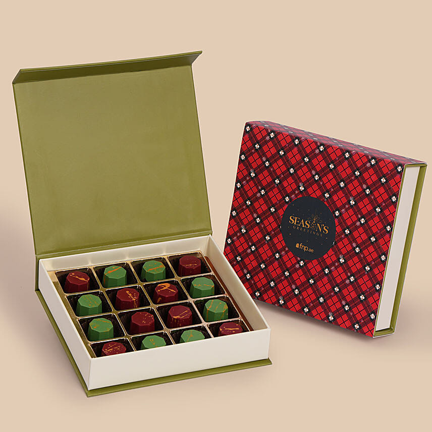 Festive Christmas Chocolate Gift Box: هدايا سانتا 