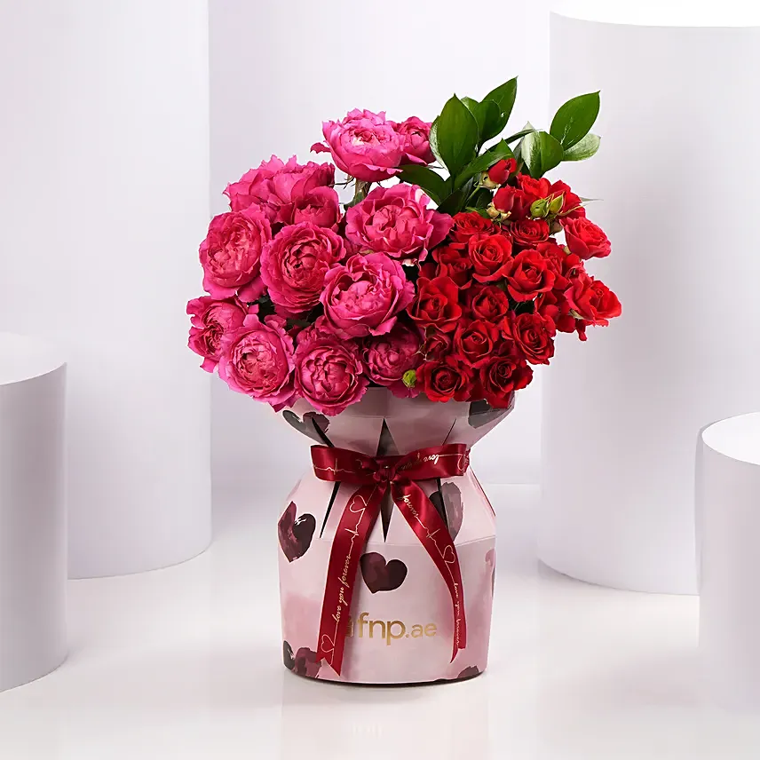 Valentine Red And Pink Passion Box: Valentine Day Roses