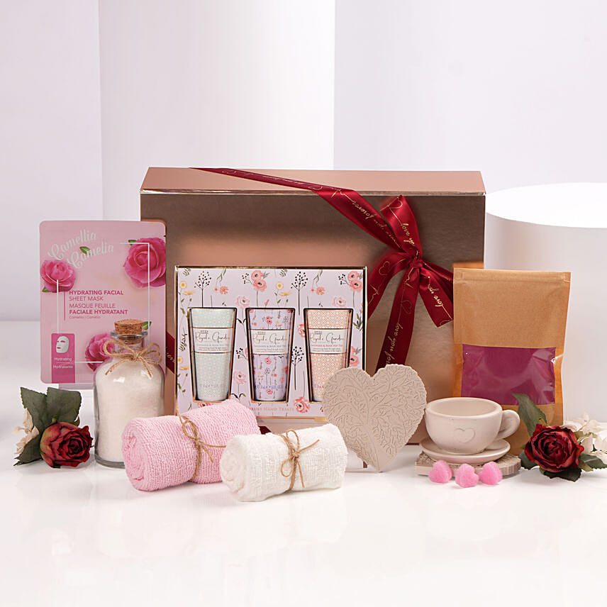 Petals And Pampering Hamper: Valentines Day Gift Hampers