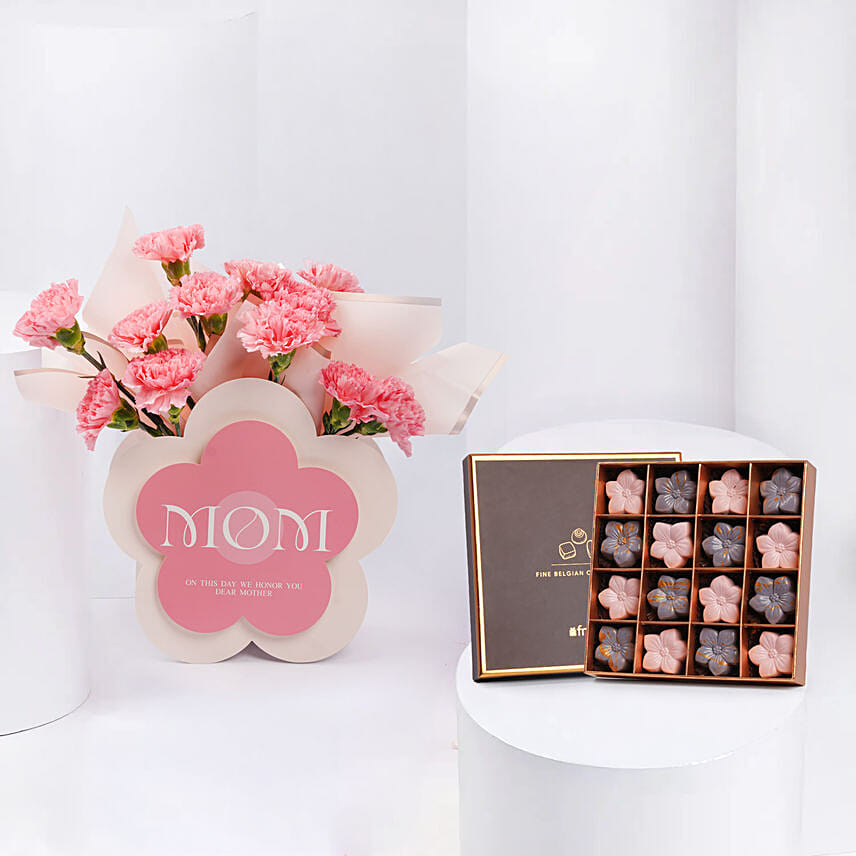 Luxury Mom Flower Arrangement Ahd Chocolate Box: Mother's Day Gifts