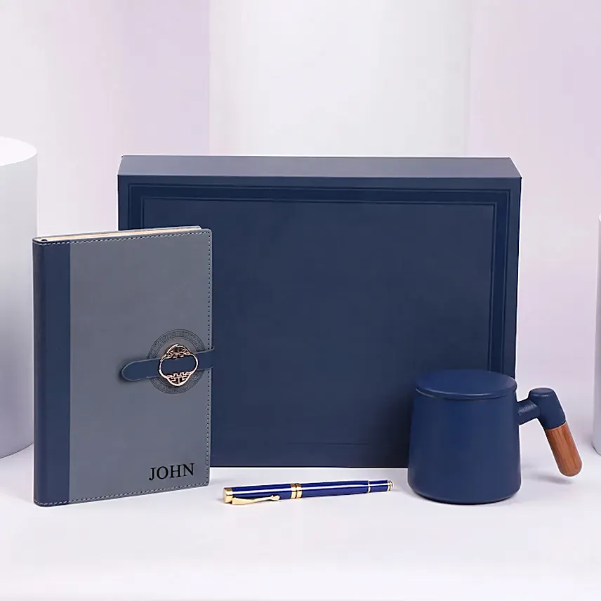 Customized Executive Stationery Gift Hamper: 