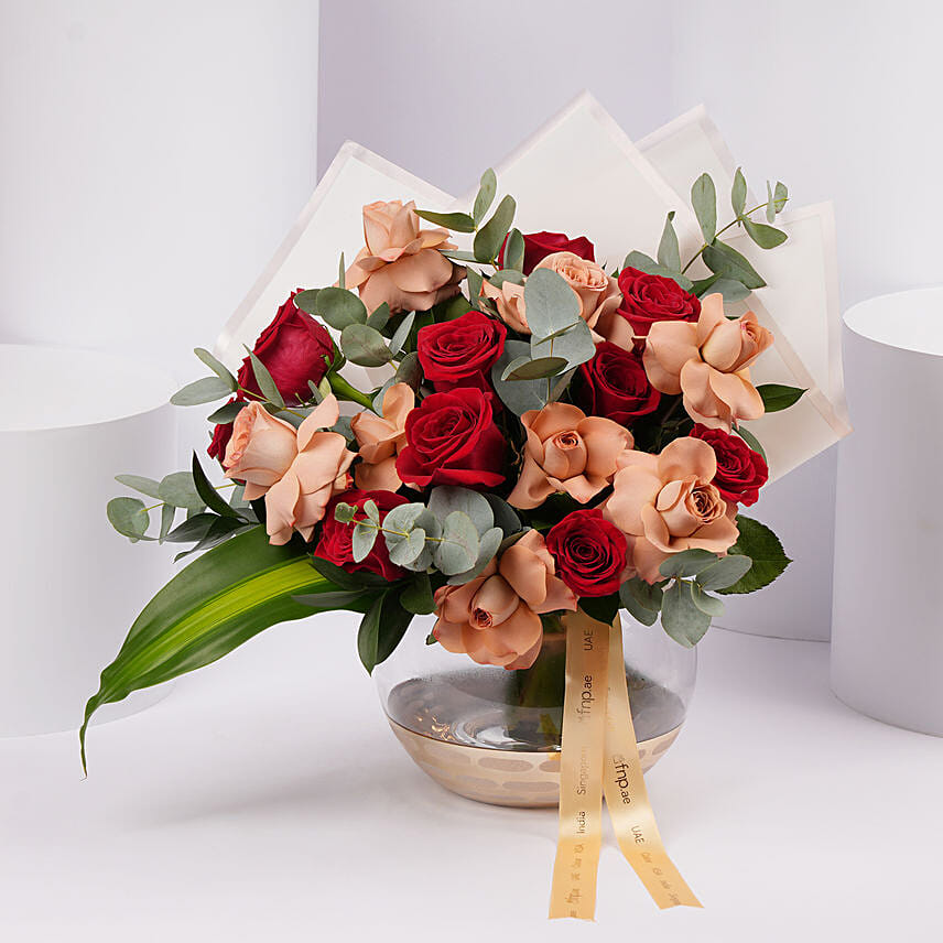 Timeless Rose Arrangement in Glass Vase: 