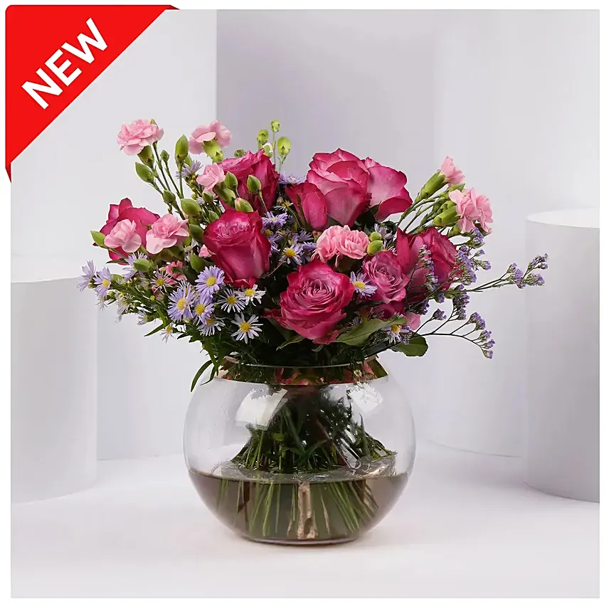 Elegant Rose and Carnation Bouquet in Glass Vase: New Arrival Flowers
