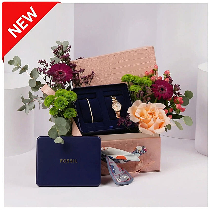 Fossil Watch And Bracelet Gift Bakset for Her: 