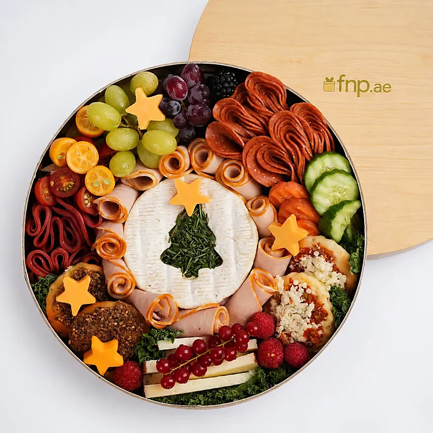 Christmas Cheese Platter: New Year Gifts