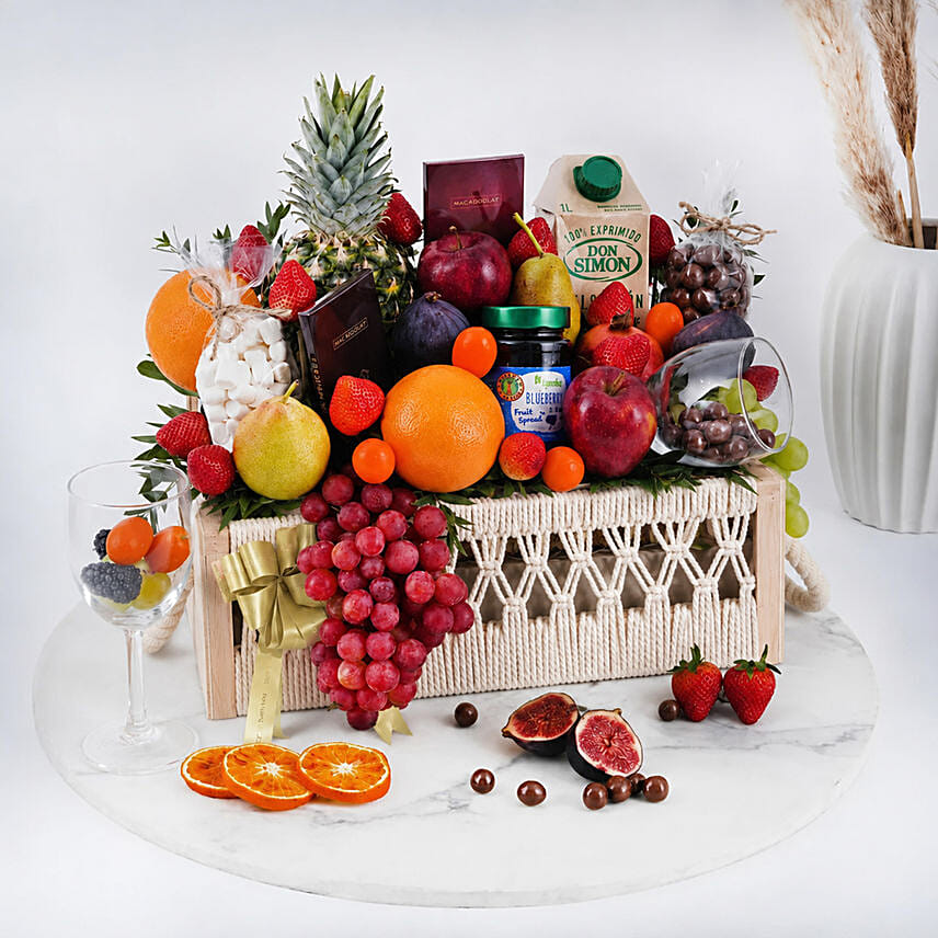 The Healthy Choice Basket: Fresh Fruit Basket 