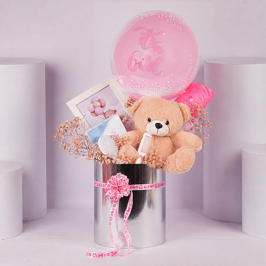Welcome Little One Baby Girl Gift Set: 
