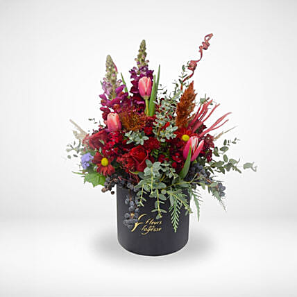 Round Bloom Box: Valentines Day Gifts to Lebanon