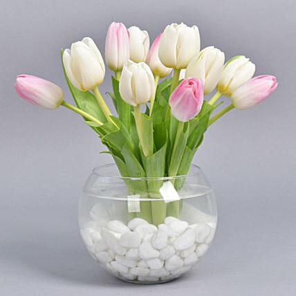 12 Tulips in Fish Bowl: Tulip Flower Bouquets