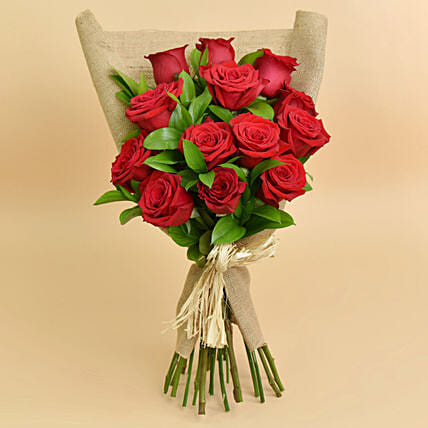 12 Red Roses Love Bouquet: Flowers