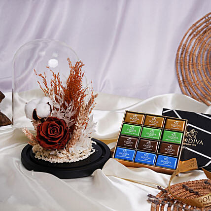 Brown Forever Rose with Godiva Naps Chocolate: Christmas Wreaths Dubai