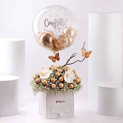 بوكس ورد وشوكولاتة تبريكات الفراشات: أطقم هدايا اونلاين 