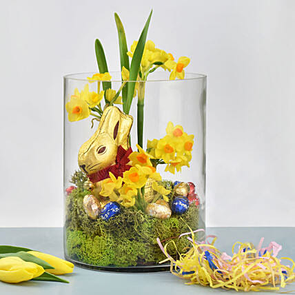 Daffodil and Easter Bunny Chocolate: Easter Flowers 